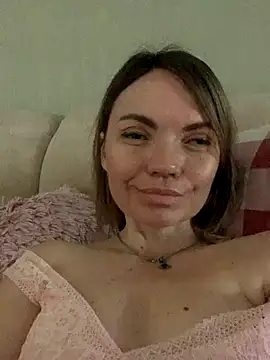 Snapshot of Ella_Pearlie chatting on 13, 9, 2025 Ella Pearlie online show from 13, 9, 2025