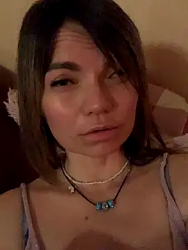 Snapshot of Ella_Pearlie chatting on 14, 10, 2025 Ella Pearlie online show from 14, 10, 2025