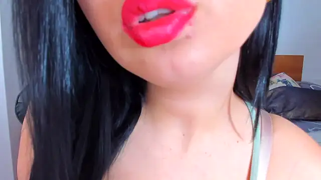 Snapshot of ValeeryRose_ chatting on 30, 11, 2025 ValeeryRose online show from 30, 11, 2025