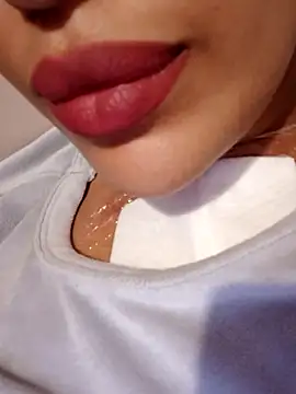 Snapshot of Sexlove1xo chatting on 31, 10, 2025 Sexlove1xo online show from 31, 10, 2025