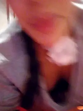 Snapshot of Sexlove1xo chatting on 4, 11, 2025 Sexlove1xo online show from 4, 11, 2025