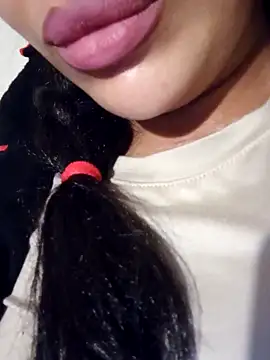 Snapshot of Sexlove1xo chatting on 18, 11, 2025 Sexlove1xo online show from 18, 11, 2025