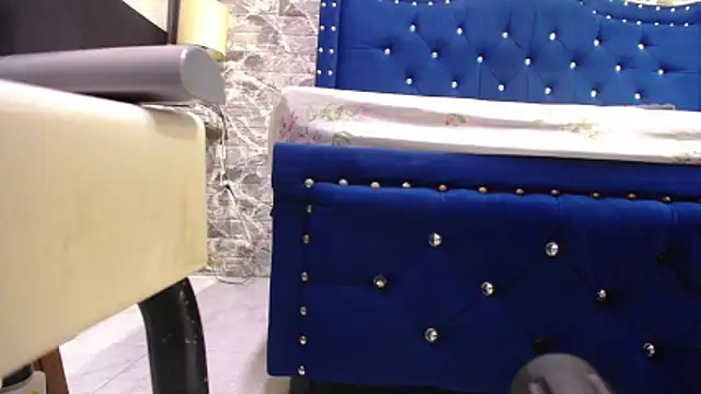 miha sex91 online show from 5, 12, 2025