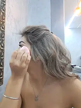 Bella Posh online show from 21, 11, 2025