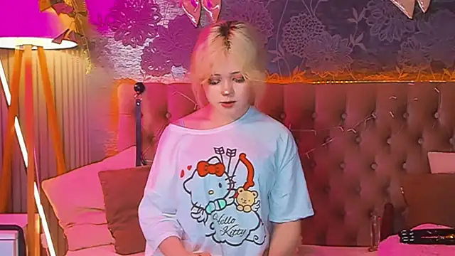 Snapshot of EmilyAngells chatting on 23, 4, 2026 EmilyAngells online show from 23, 4, 2026
