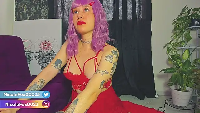 Snapshot of NicoleFox23_ chatting on 11, 3, 2025 NicoleFox23 online show from 11, 3, 2025
