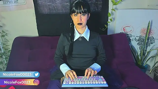 Snapshot of NicoleFox23_ chatting on 26, 9, 2025 NicoleFox23 online show from 26, 9, 2025