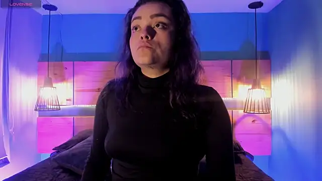 ChloeAllennn online show from 28, 11, 2025