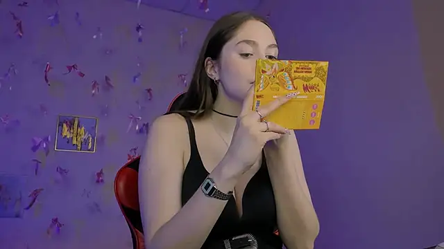 hazel sullivan online show from 19, 2, 2026