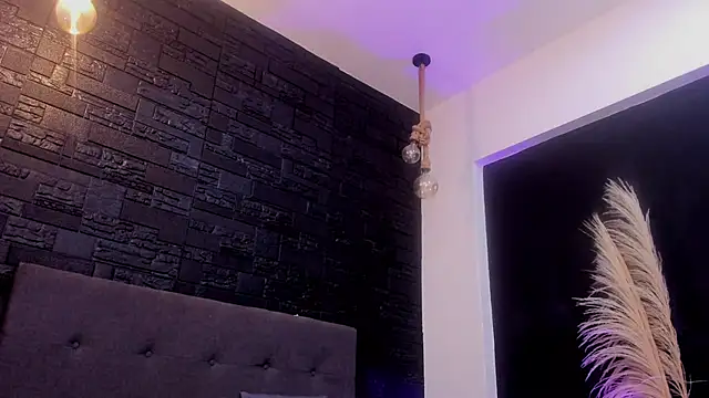 Maite Smith  online show from 30, 11, 2025