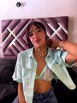 MichelleDiaz Pink online show from 9, 9, 2025