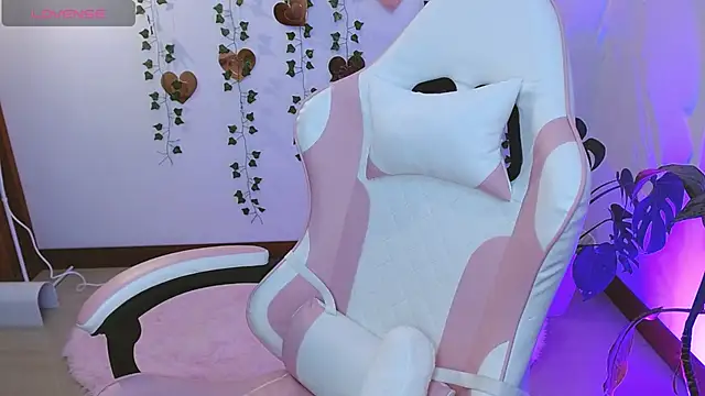 Snapshot of hellokitty__valery chatting on 14, 6, 2026 hellokitty valery online show from 14, 6, 2026