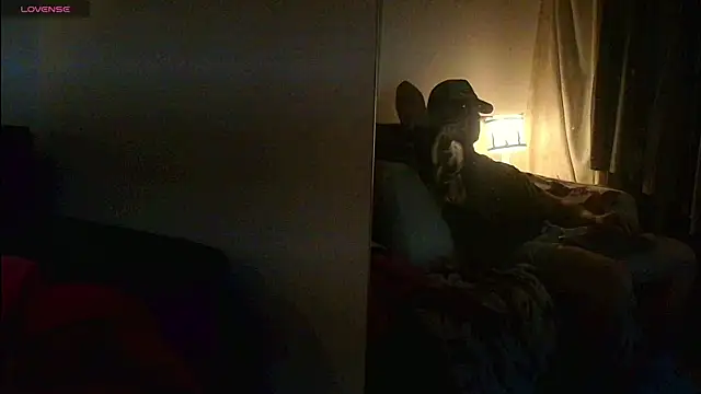 Snapshot of thomyafar chatting on 30, 11, 2025 thomyafar online show from 30, 11, 2025