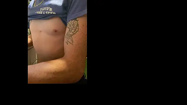 Polaroid White online show from 11, 11, 2025