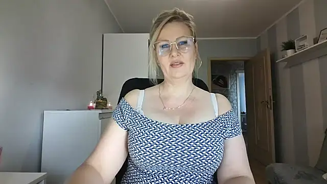 Snapshot of DianaLive chatting on 26, 2, 2026 DianaLive online show from 26, 2, 2026