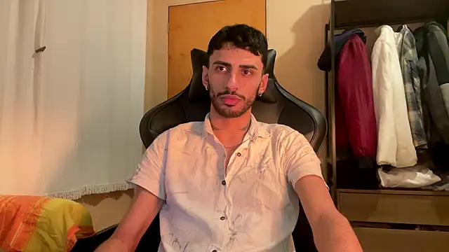 Snapshot of iendriw chatting on 16, 9, 2025 iendriw online show from 16, 9, 2025