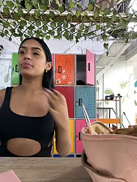 Snapshot of ChloeMoon9 chatting on 18, 11, 2025 ChloeMoon9 online show from 18, 11, 2025