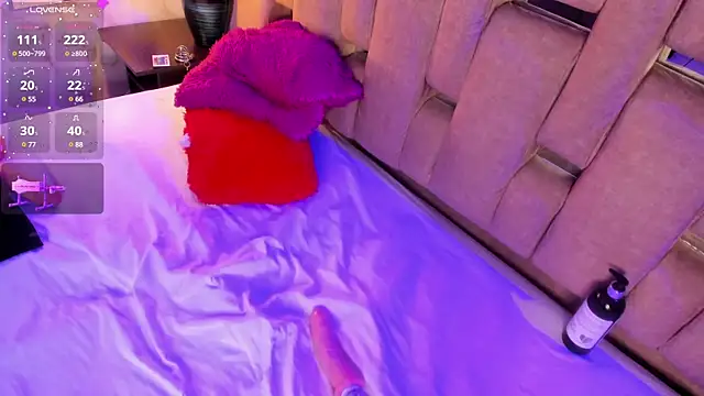 ValentinoMoreti online show from 15, 3, 2025