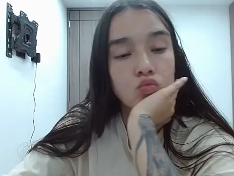 Snapshot of _luna_777 chatting on 28, 4, 2026 luna 777 online show from 28, 4, 2026