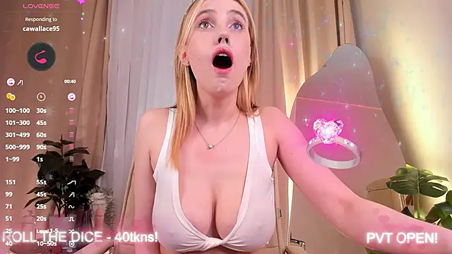 luna joy  online show from 22, 3, 2025