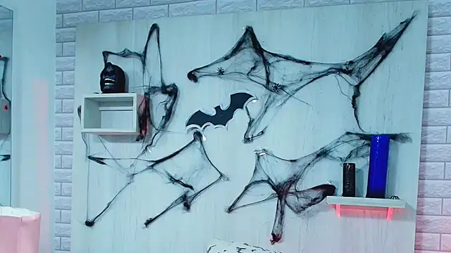 Snapshot of ZaraRousse chatting on 27, 10, 2025 ZaraRousse online show from 27, 10, 2025