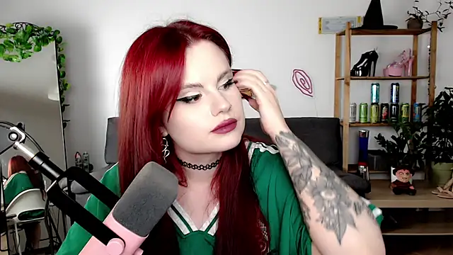 Della Ideal online show from 22, 9, 2025