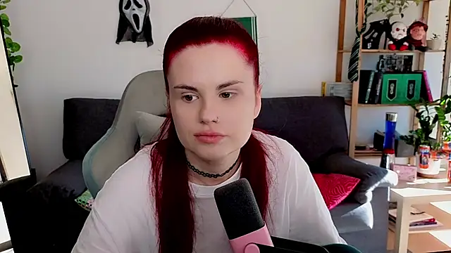 Della Ideal online show from 18, 11, 2025