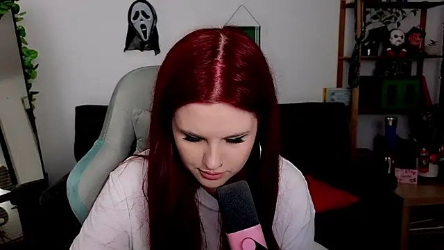 Della Ideal online show from 19, 11, 2025