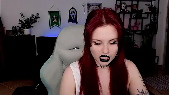 Della Ideal online show from 25, 2, 2026