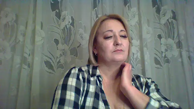 ArielXLoveresss online show from 23, 2, 2025