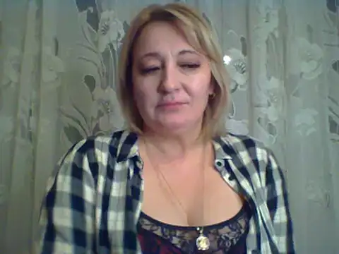 ArielXLoveresss online show from 24, 2, 2025