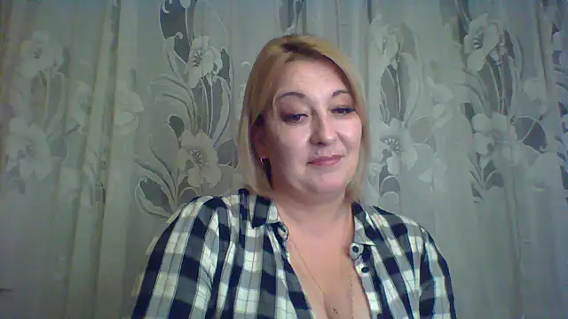 ArielXLoveresss online show from 25, 2, 2025