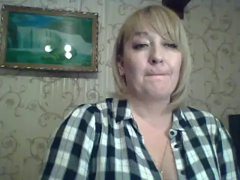 ArielXLoveresss online show from 6, 3, 2025