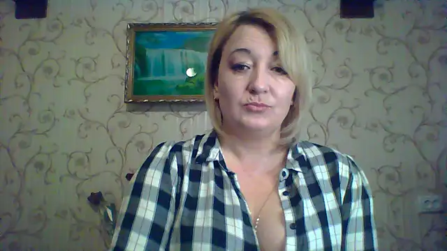 ArielXLoveresss online show from 12, 3, 2025