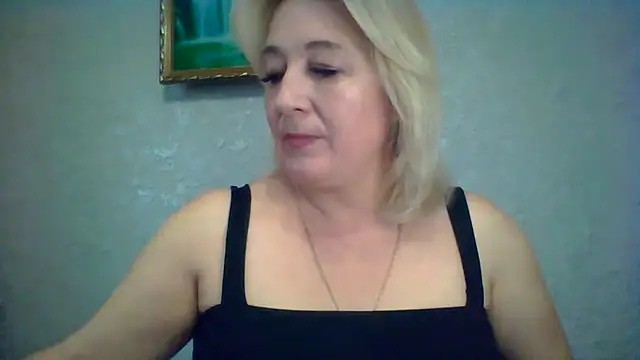 ArielXLoveresss online show from 3, 10, 2025