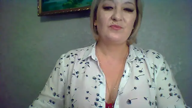ArielXLoveresss online show from 22, 11, 2025