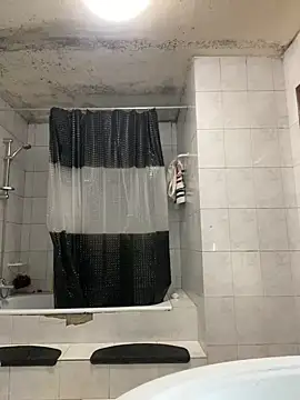 rogerdik76 online show from 9, 2, 2026