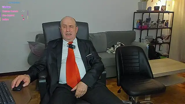 Snapshot of masterboy50 chatting on 10, 5, 2026 masterboy50 online show from 10, 5, 2026