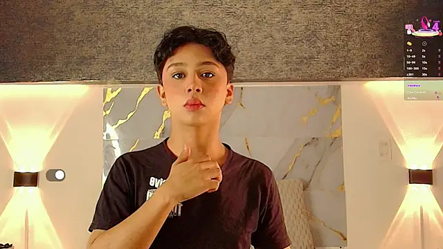 Snapshot of Dante_bre chatting on 13, 9, 2025 Dante bre online show from 13, 9, 2025