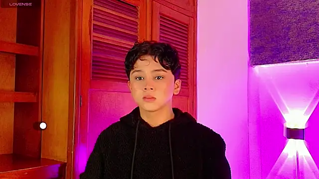 Snapshot of Dante_bre chatting on 29, 9, 2025 Dante bre online show from 29, 9, 2025