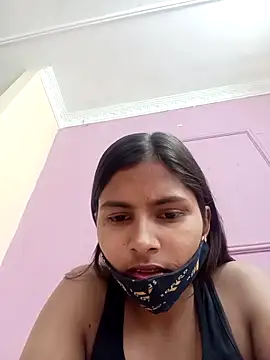 Snapshot of heena-3678 chatting on 7, 4, 2026 heena-3678 online show from 7, 4, 2026