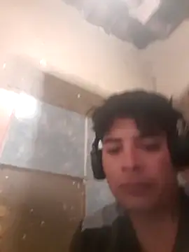 Elcabezhupas97 online show from 15, 3, 2026