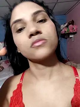 Snapshot of Laurabutt chatting on 22, 9, 2025 Laurabutt online show from 22, 9, 2025