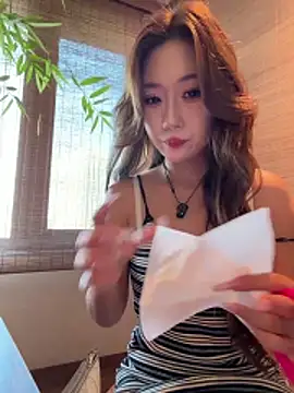 Xiaoxia-Baby online show from 11, 6, 2026