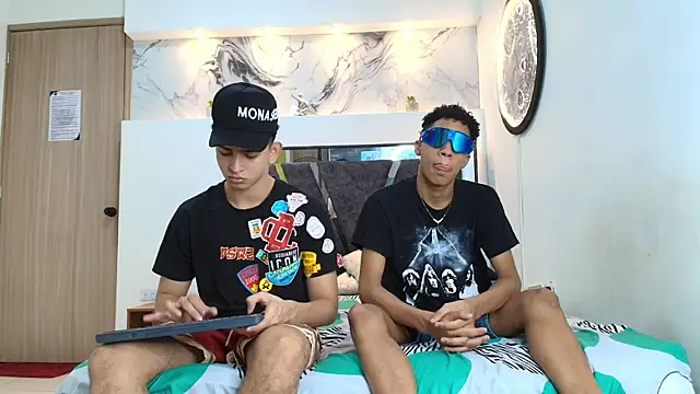 KING OFF BOYS online show from 17, 10, 2025