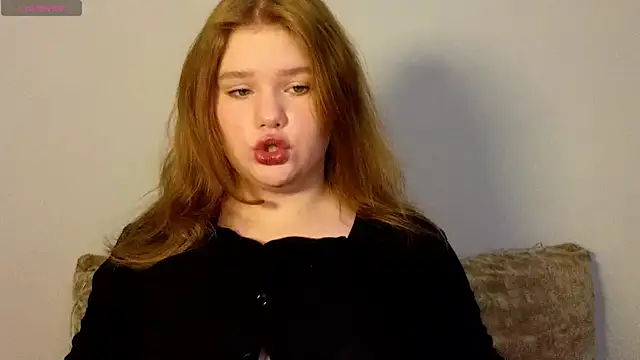 Snapshot of LaseyMoon chatting on 19, 2, 2026 LaseyMoon online show from 19, 2, 2026