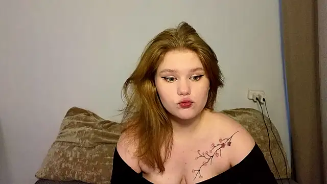 Snapshot of LaseyMoon chatting on 1, 3, 2026 LaseyMoon online show from 1, 3, 2026