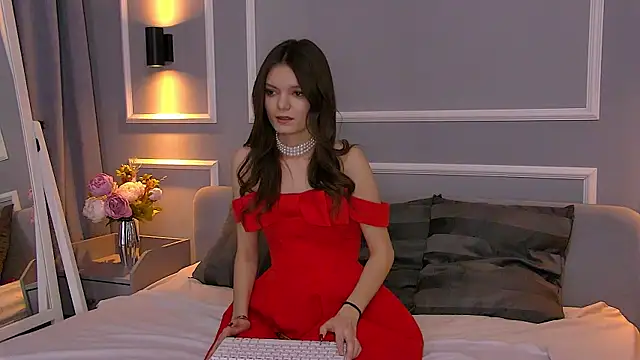 Snapshot of AsterQuinn chatting on 7, 3, 2025 AsterQuinn online show from 7, 3, 2025