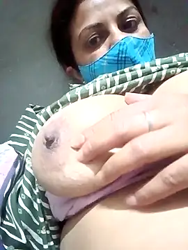 Snapshot of Disha2870 chatting on 1, 3, 2025 Disha2870 online show from 1, 3, 2025