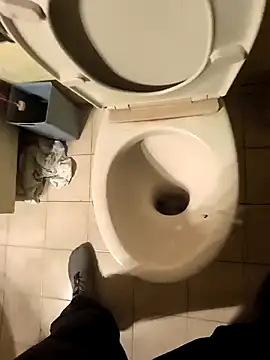 Snapshot of Andros1975 chatting on 28, 9, 2025 Andros1975 online show from 28, 9, 2025